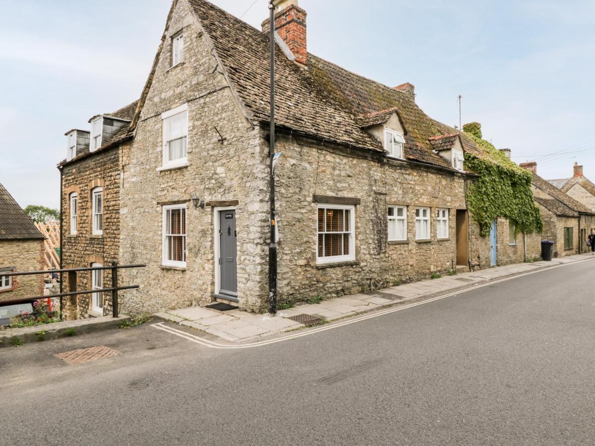Corner Cottage Malmesbury Eksteriør bilde