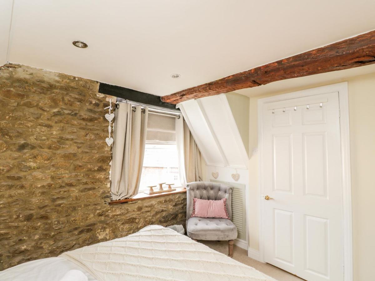 Corner Cottage Malmesbury Eksteriør bilde